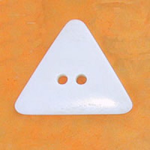 Bouton triangulaire en os 50 x 40 mm