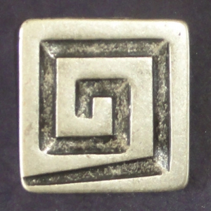 Bouton carré en métal motif spirale 44 mm