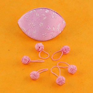 Anneaux marqueurs en forme de pelote de laine coloris rose avec étui de rangement rose - HiyaHiya