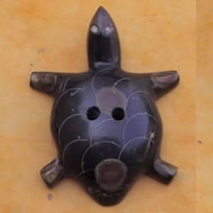 Bouton en corne en forme de tortue 65 mm