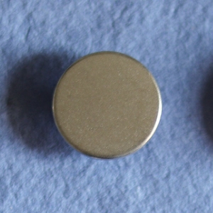 Bouton rond métal plat 23 mm - Argenté