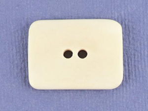 Bouton rectangulaire en os 35x25 mm - Ecru