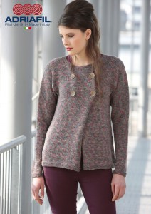 Petite veste Sally en Adriafil New Zealand Print