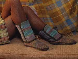 Eigg Slippers en Rowan Colourspun, Rowan Felted Tweed, Rowan British Sheep Breeds Bouclé