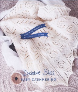 Fiche Debbie Bliss Baby Cashmerino - Couverture pour bébé