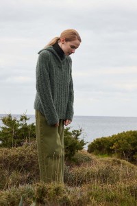 Kit à tricoter WoolAddicts Sacred Ground Pull en Desire