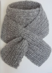 Kit à tricoter Echarpe croisée du livre Simplissime Tricot
