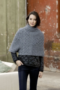 225-25 Pull-poncho en Lang Yarns Alice