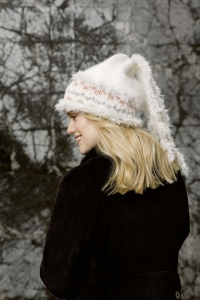 229-18 Bonnet en Lang Yarns Lamé, Softhair, Angora et Silkmerino