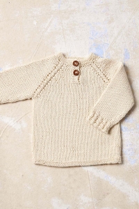2583-20 Modèle Rune Pull en top-down en Lang Yarns Baby Cotton Naturally Colored