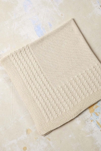 2583-21 Modèle Loki Couverture bébé en Lang Yarns Baby Cotton Naturally Colored