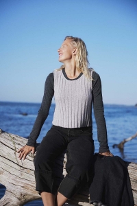 2594-001 Modèle Erica Pull sans manches en Lang Yarns Cashmere Extra Lace