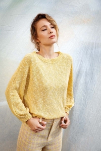 272-28 Modèle Pull en Lang Yarns Lotus