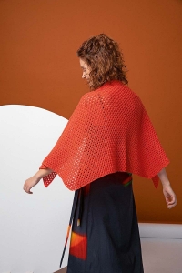280-39 Modèle Gloria Chale trapèze en Lang Yarns Noëlle