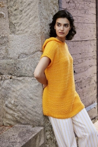 285-18 Modèle Castle Keep Pull à capuche en Wool Addicts by Lang Yarns Glow
