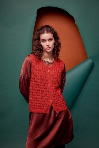 286-11 Modèle Ashanti Gilet en Lang Yarns Classic Silk