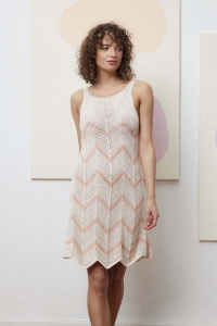 288-06 Modèle Elaine Robe en Lang Yarns Belle