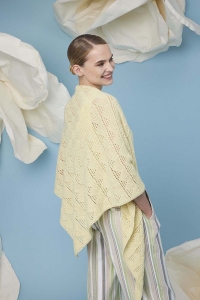 288-44 Modèle Ivy Châle triangulaire en Lang Yarns Regina