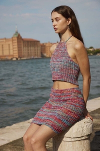 289-20 Modèle Siren'S Call Dos-nu en Wool Addicts by Lang Yarns Footprints