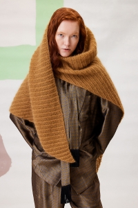 290-026 Modèle Amidala Foulard triangulaire en Lang Yarns Mohair Luxe