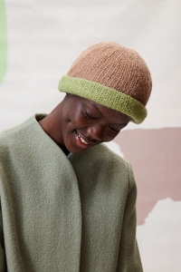 290-027 Modèle Tricia Bonnet en Lang Yarns Zen