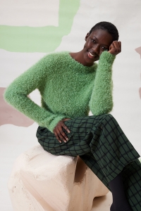 290-032 Modèle Faiza Pull en Lang Yarns Fluffy et Salsa