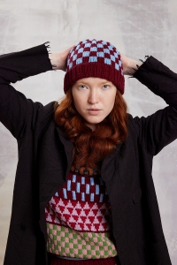 290-060 Modèle Quenby Bonnet en Lang Yarns Merino120