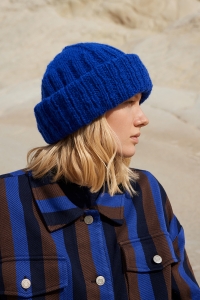 291-08 Modèle Skyward Bonnet en Wool Addicts by Lang Yarns Promise