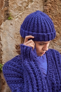291-16 Modèle Hidden Gem Bonnet en Wool Addicts by Lang Yarns Fire