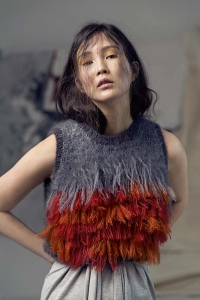 990-92 Modèle  Pull sans manches en Lang Yarns Mohair Luxe et Mohair Luxe Paillettes