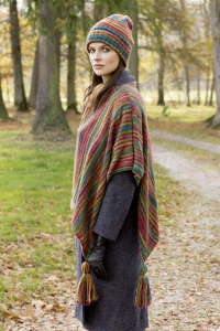 02 Poncho en Lang Yarns Dipinto