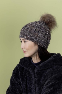 2516-11 Modèle Bonnet en Lang Yarns Duke