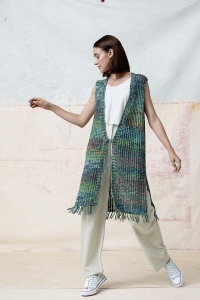 2519-02 Modèle Gilet sans manches en Lang Yarns Camille