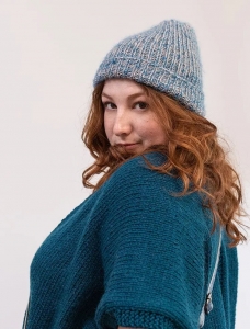 177/10 Modèle Bonnet en côtes sans coutures en Plassard Merino Yak et Algasoie Unie