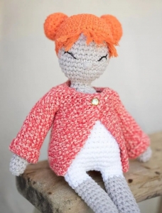 186/04 Modèle Poupée Pauline au crochet en Plassard Cocktail et Desirada