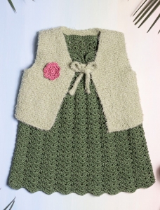 193/03 Modèle Cardigan sans manches en Plassard Digitalis